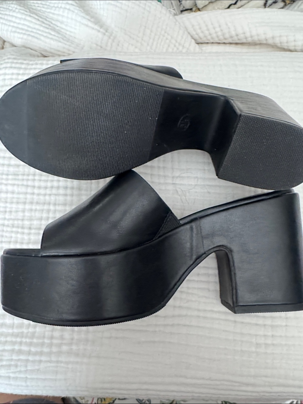 Platform Mule - Picture 2 of 2